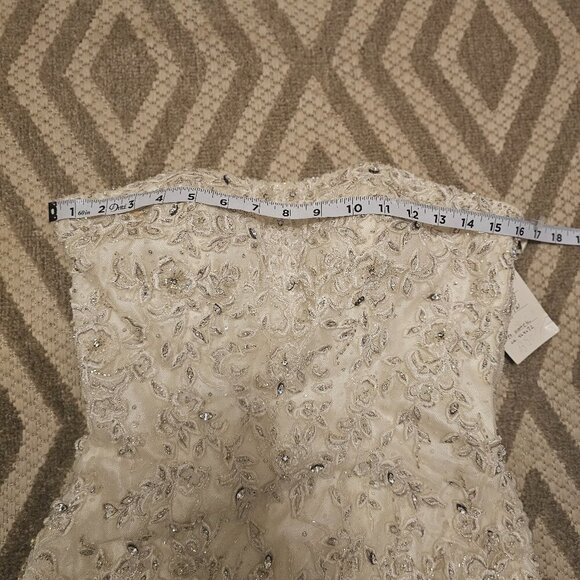 Stephen Yearick Ivory Strapless Wedding Dress 6 - Picture 10 of 12